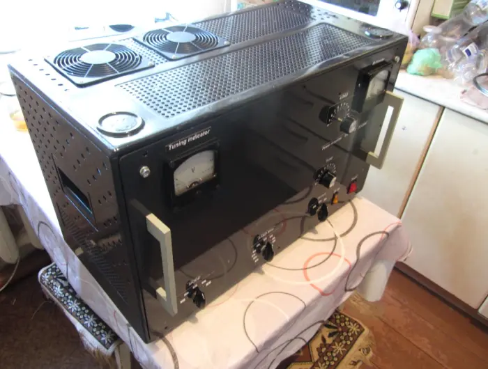 2xGU-81M HF Power Amplifier - 2000W
